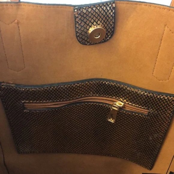 COPY - Bagamour Bronze Tote Bag - Picture 6 of 8